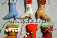 новогодние подвески сувениры мягкие игрушки тильдовские сапожки и валенки