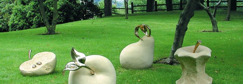 Decoration Of The Garden With Its Hands