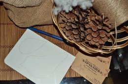 Big Toy With His Hands