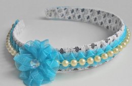 How To Make Hair Jewels With Your Hands